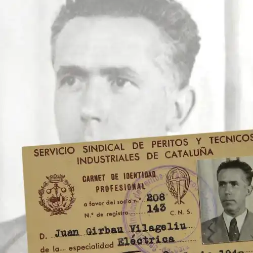 1920年——颉保的起源是一家由 Pere Girbau Barbosa（颉保现任 CEO 的曾祖父）经营的机电车间。后来，他的儿子 Joan Girbau Vilageliu 开始制造首批洗涤机。